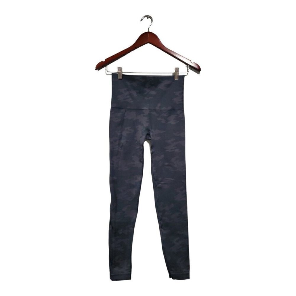 Spanx Look At Me Now Seamless Cropped Leggings Gray Camo Women's Size M